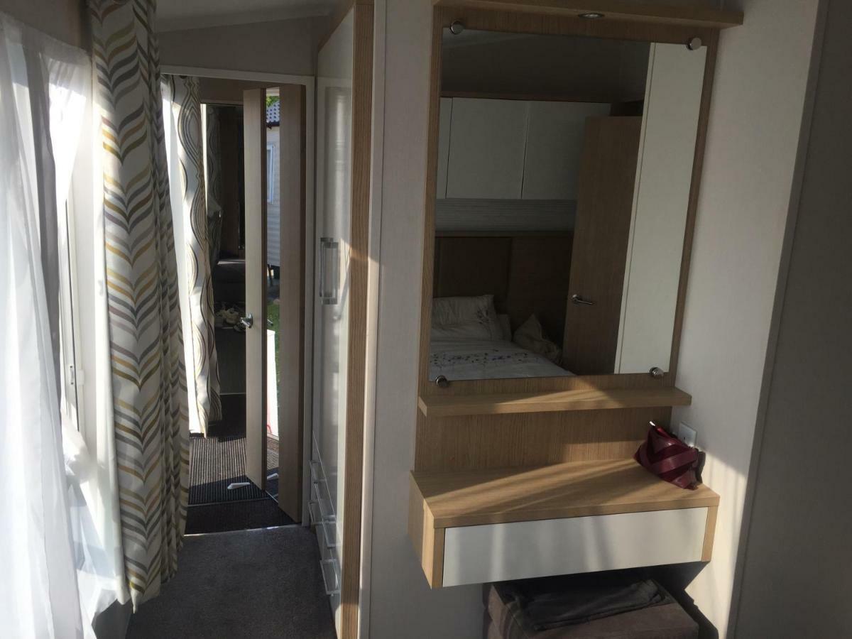 Highfield Grange Clacton-on-Sea Bagian luar foto